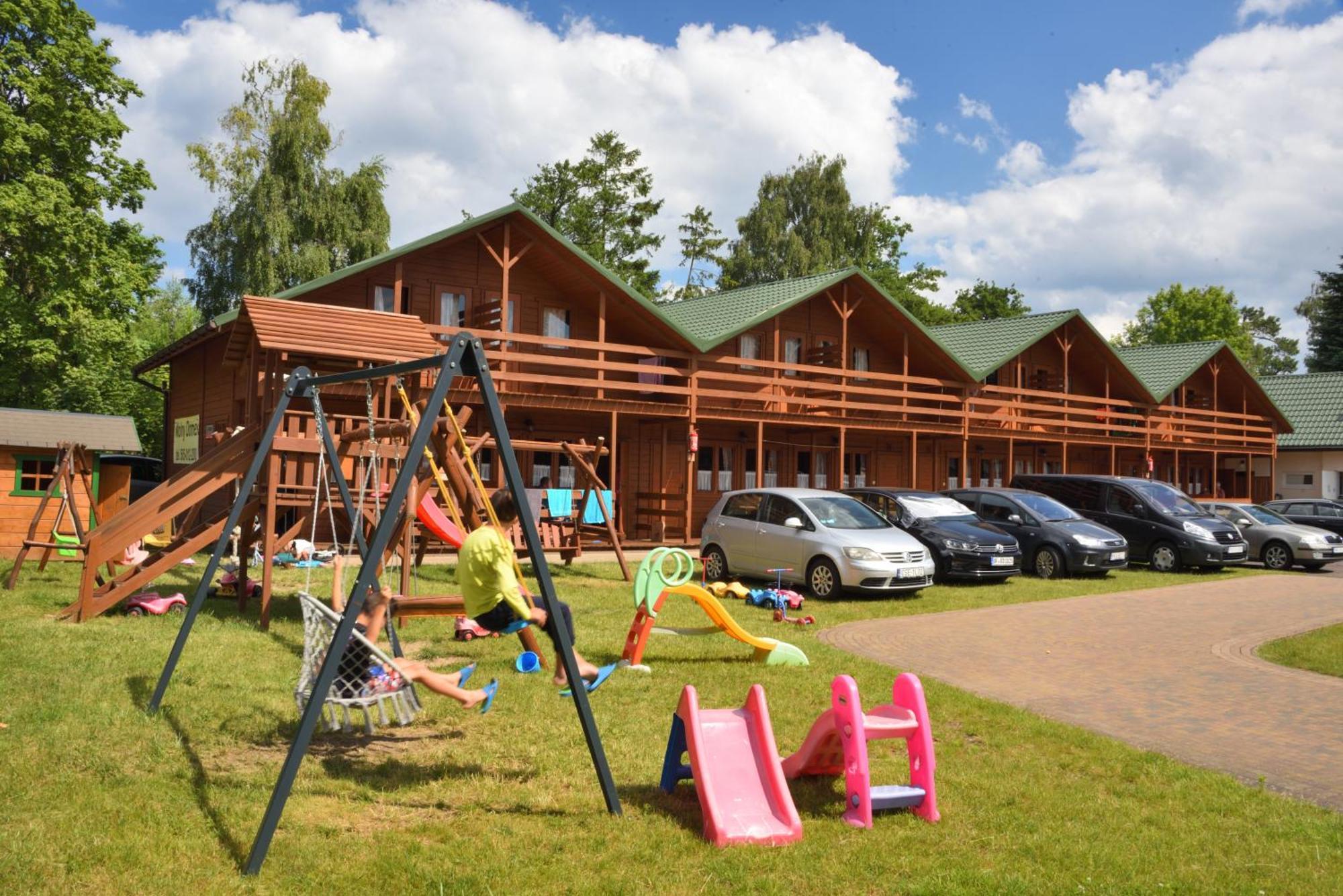 Lodge Mlodziezowy Dla Grup Eldorado Mielno Centrum, 200m Od Morza