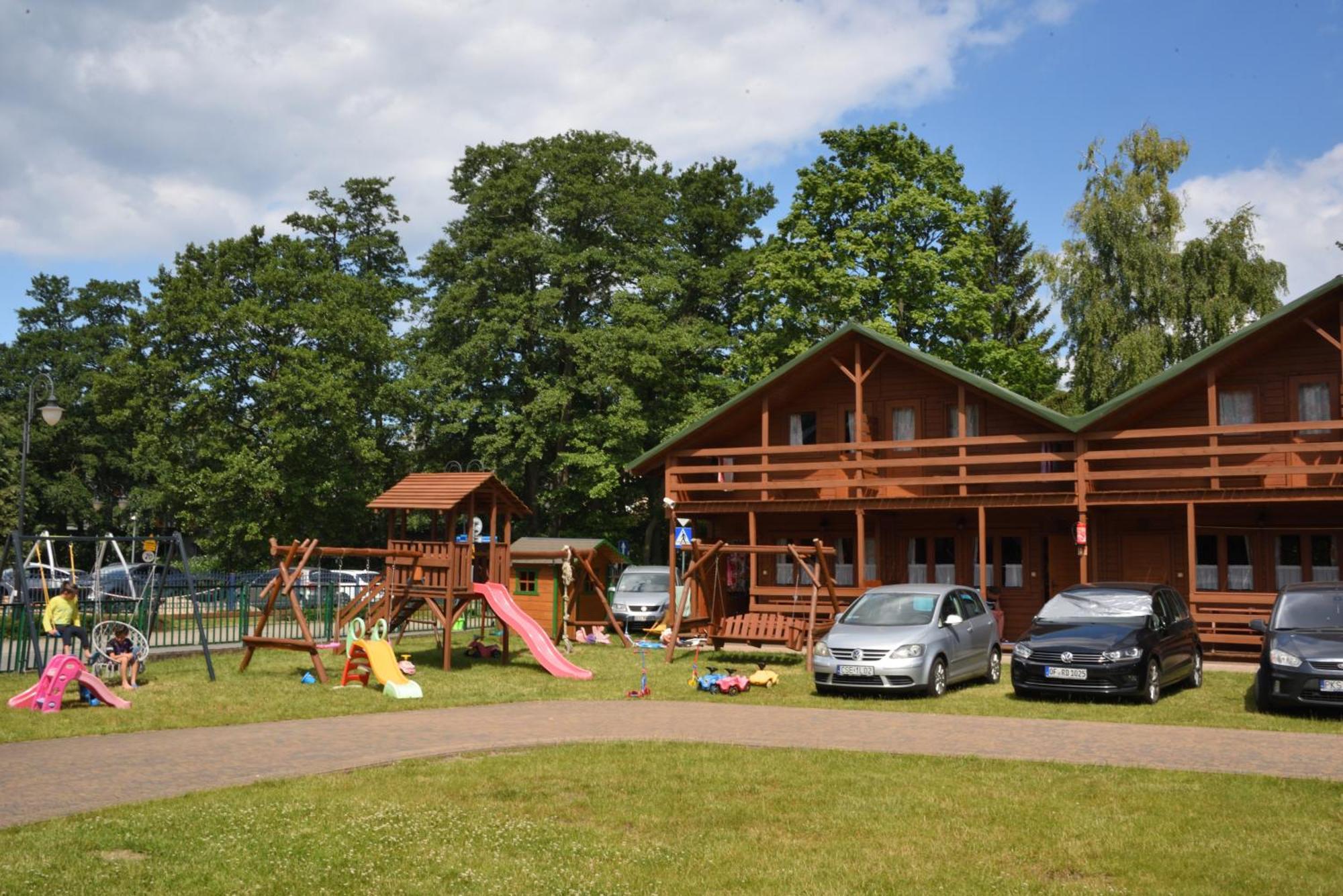 Mlodziezowy Dla Grup Eldorado Mielno Centrum, 200m Od Morza * Großmöllen