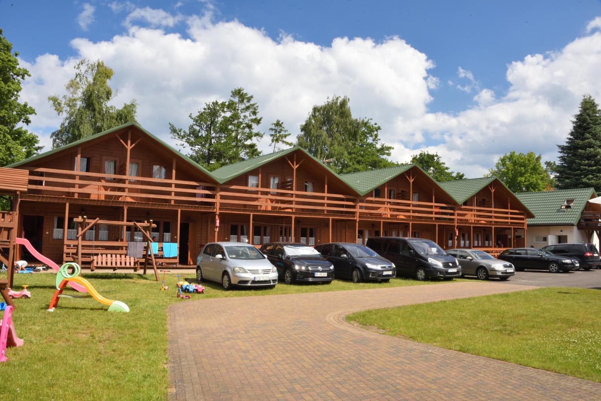 Lodge Mlodziezowy Dla Grup Eldorado Mielno Centrum, 200m Od Morza Großmöllen