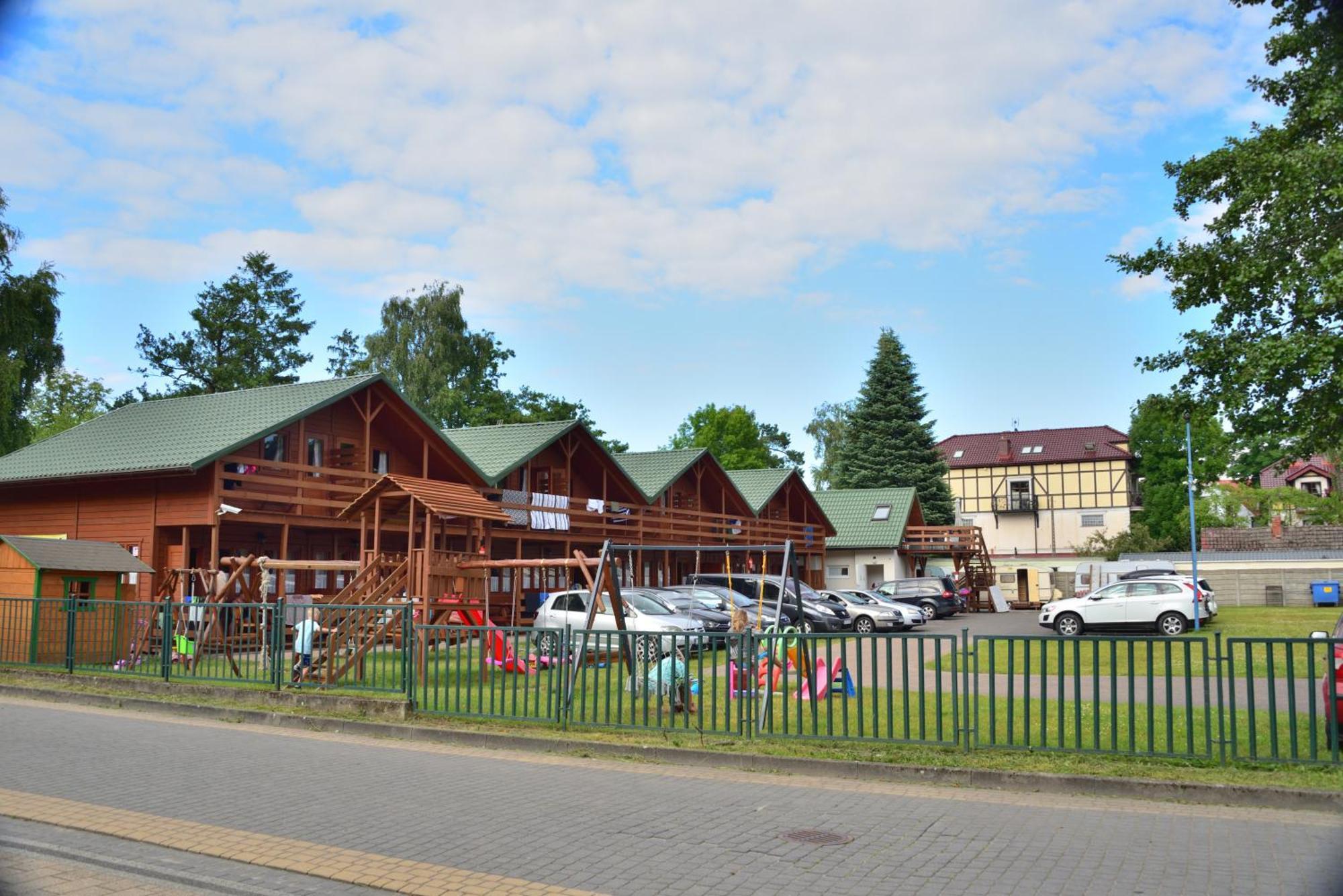 Lodge Mlodziezowy Dla Grup Eldorado Mielno Centrum, 200m Od Morza *
