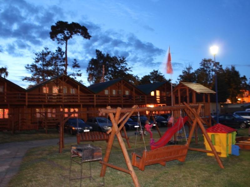 Mlodziezowy Dla Grup Eldorado Mielno Centrum, 200m Od Morza Großmöllen