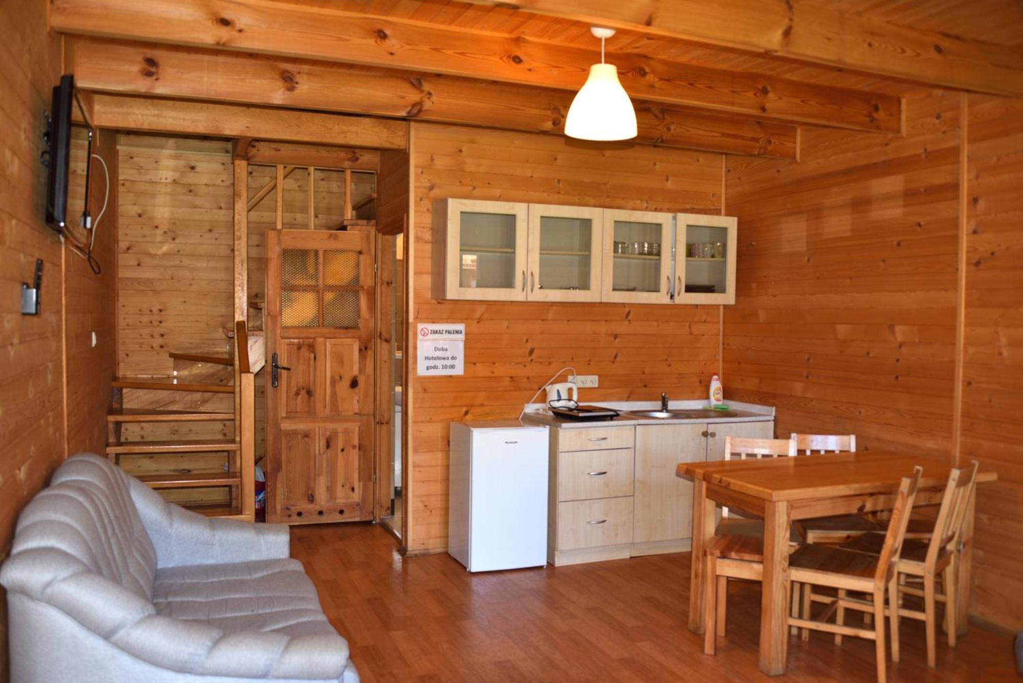 Lodge Mlodziezowy Dla Grup Eldorado Mielno Centrum, 200m Od Morza
