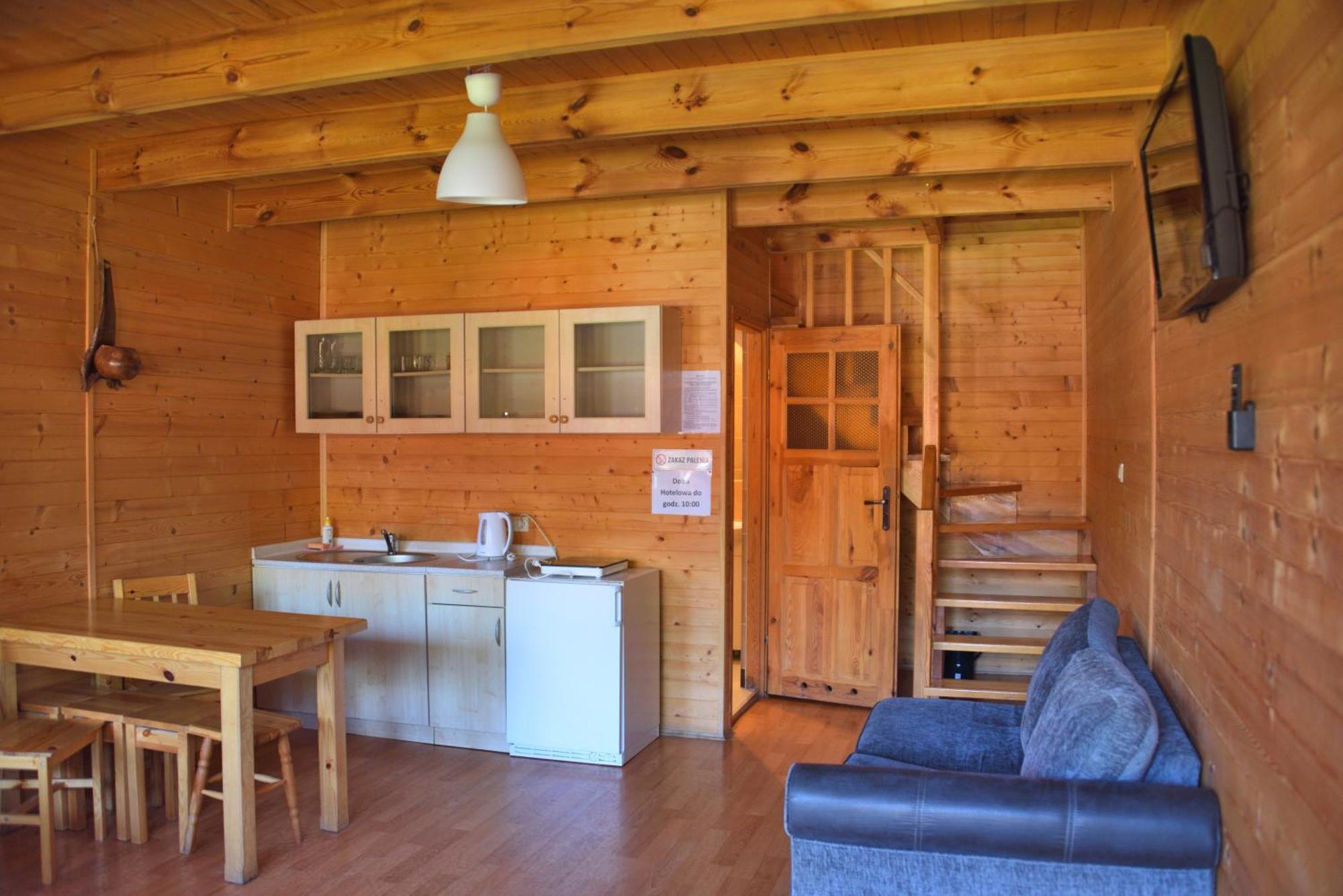 Lodge Mlodziezowy Dla Grup Eldorado Mielno Centrum, 200m Od Morza